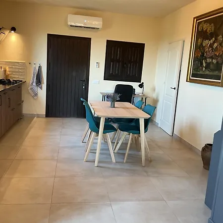 Apartment Eden